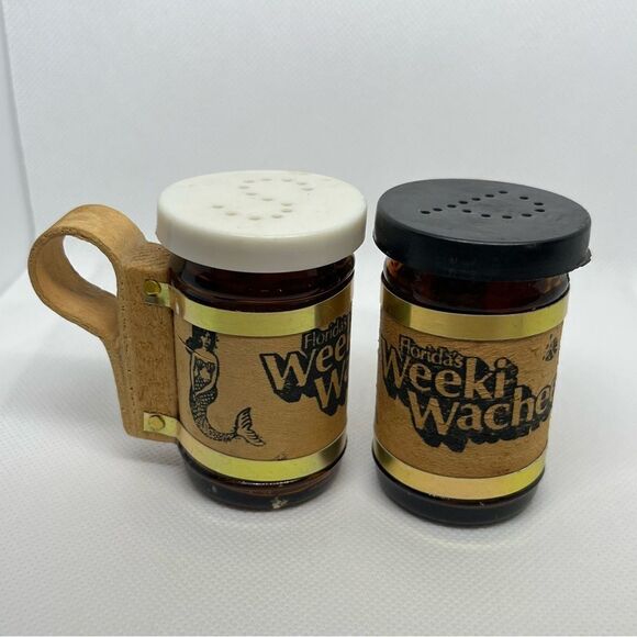 Vintage Weeki Wachee Springs Florida Mermaid Show Souvenir Salt & Pepper Shakers - Picture 1 of 5